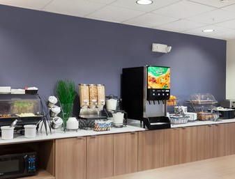 Microtel Inn & Suites By Wyndham Beaver Falls Ресторан фото
